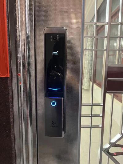 弱电工程监控摄像头指纹锁门禁