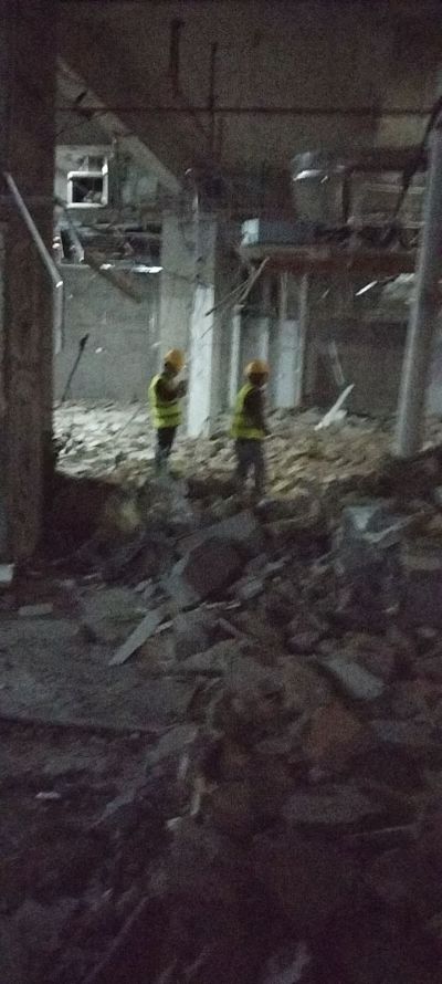 拆除敲墙运渣打瓷砖拆除未编辑专业未编辑专业