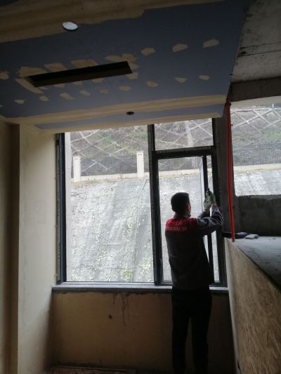 专业安装门窗专业拆除门窗专业维修门窗专业雨棚补漏