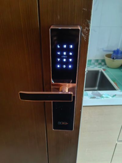 开锁换锁安装配汽车钥匙安装各种门禁深圳全市开锁