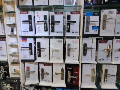 开锁换锁指纹开锁换锁汽车钥匙无