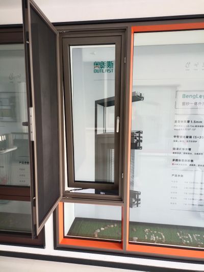 系统门窗钢结构工程儿童防护网隐形纱窗