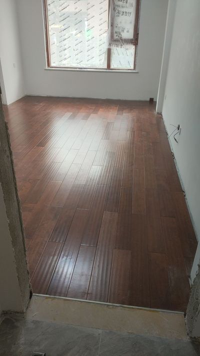 木地板脚线木地板安装装铝合金脚线木地板维修