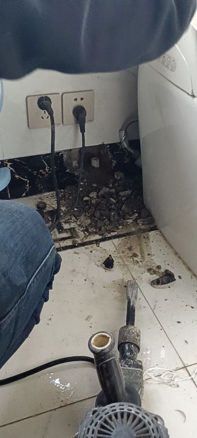 防水防水维修卫生间漏水维楼面维修
