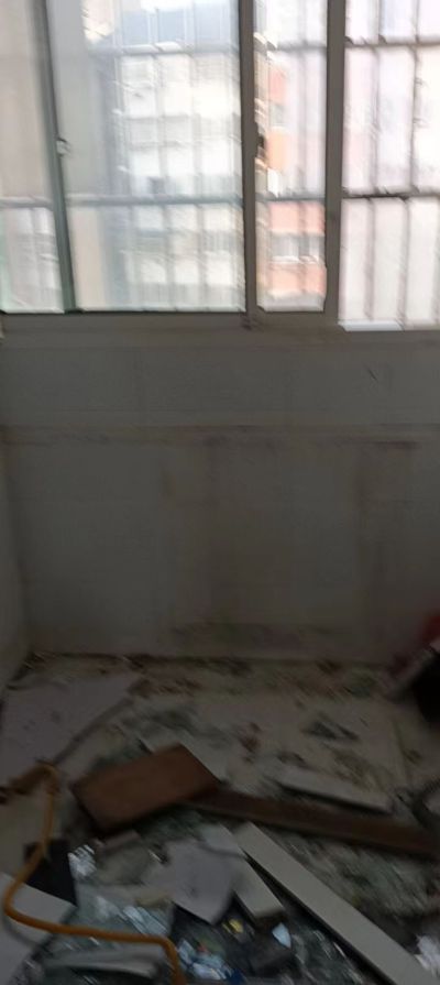 拆除，拆旧，贴砖，维修贴砖防水随叫随到