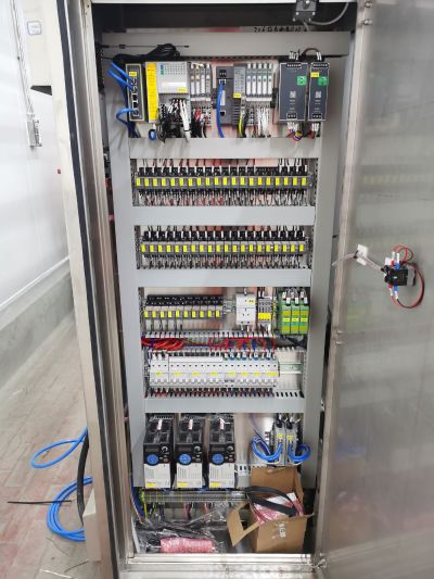 无强电、弱电强电弱电强电弱电