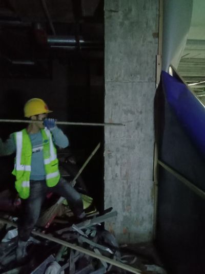拆除搬运泥工拆除搬运泥工挖沟清理拉线拆内架