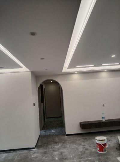 涂料装修专业内墙装修隔墙沙石水泥