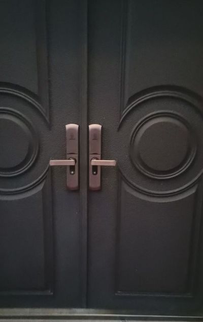 指纹锁安装别墅大门安装车库门安装防盗门安装
