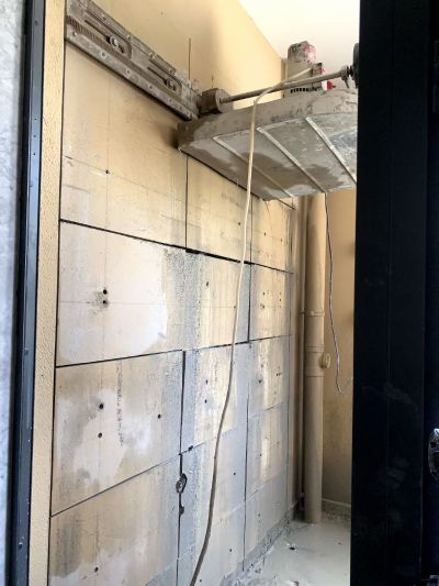 拆除，回收金属回收砸墙，打地面钢结构拆除