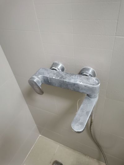 装修防水补漏油漆修补B2司机