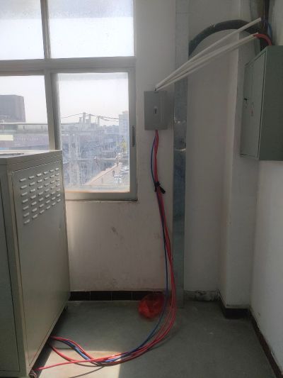 水电水电安装维修热水器维修更改排水管路
