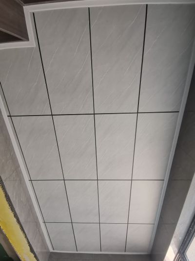 集成吊顶集成吊顶安装瓷砖美缝。踢脚线安装