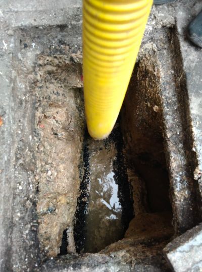 管道疏通管道疏通空调清洗家电维修