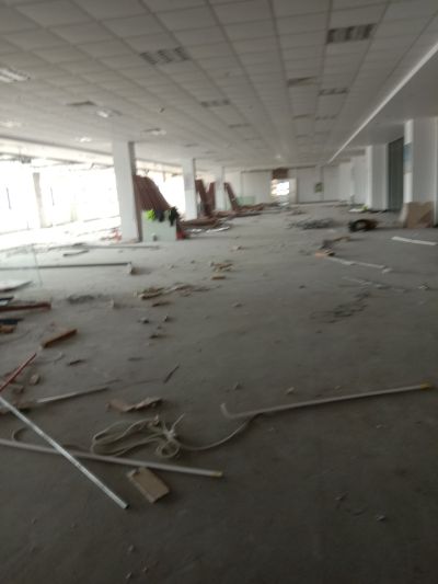 打墙。拆除拆除砸墙搬运砸墙砸地板砖未编辑专业