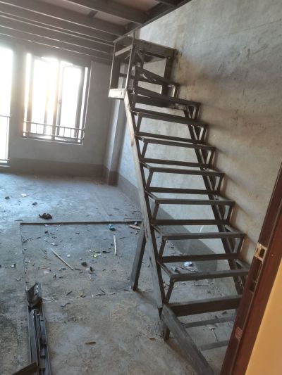 专业电焊工水电工泥水工油漆工