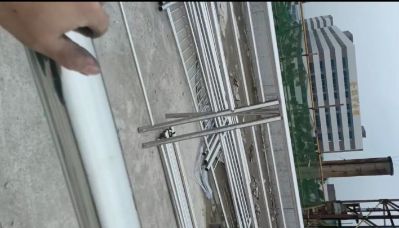 不秀钢栏杆扶手装修工门窗安装