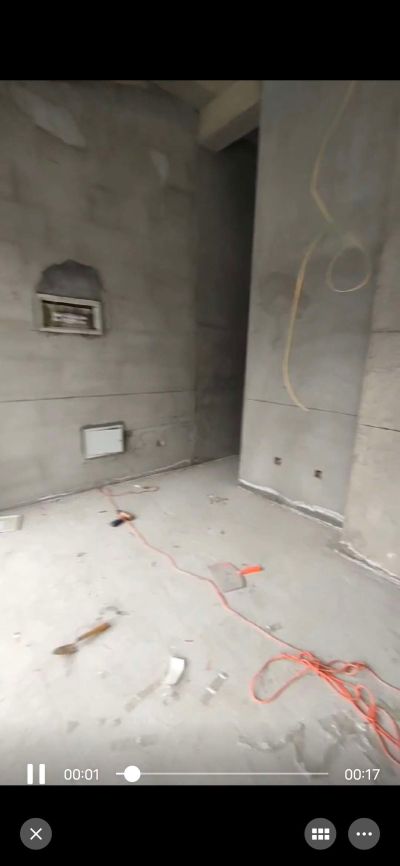 室内装修改水电贴地砖开关插座安装