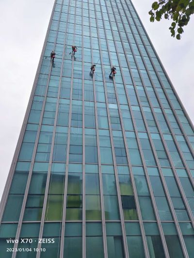 高空铝合金高空保洁外墙不锈钢铝合金电焊装修