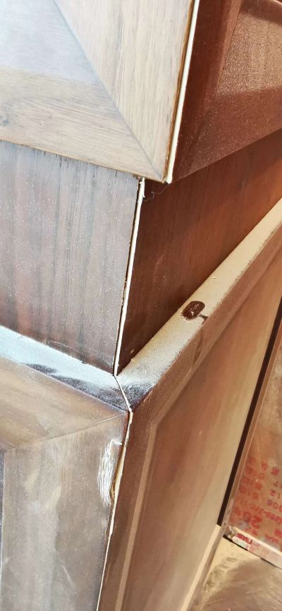 家具维修家具维修门窗安装专业打美容胶