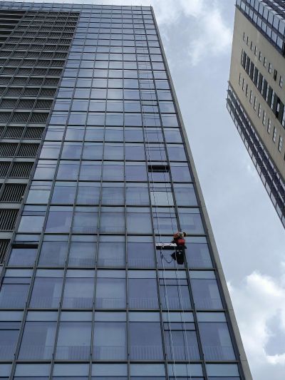 高空铝合金高空保洁外墙不锈钢铝合金电焊装修