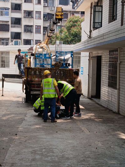 小马搬家空调移机工厂搬迁货物运输
