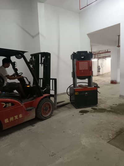 小马搬家空调移机工厂搬迁货物运输