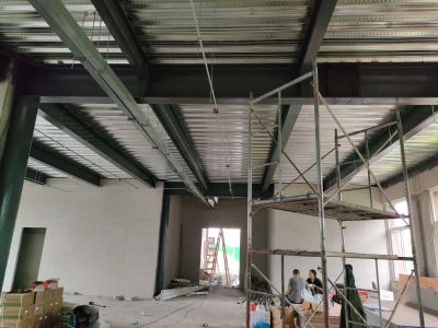 钢结构彩钢移动推拉雨篷铝合金门窗未编辑专业