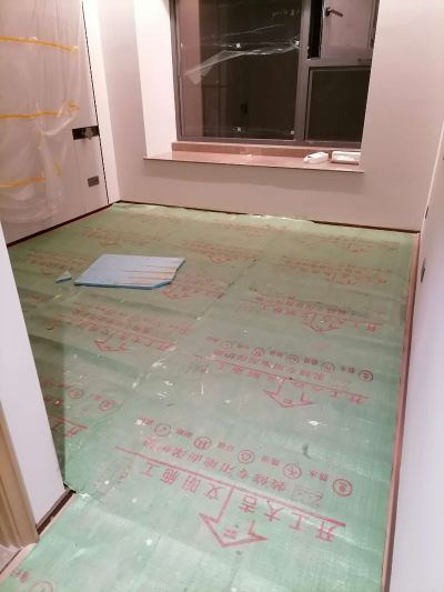 不锈钢制品玻璃门楼梯扶手雨逢门套踢脚线