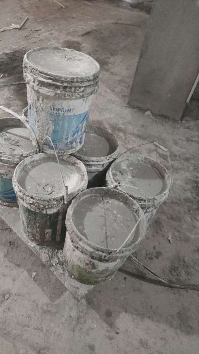 油漆工刮腻子粉未编辑专业未编辑专业