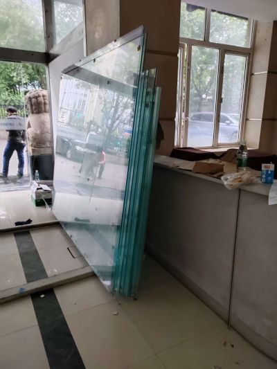 搬运搬家。搬家力工未编辑专业未编辑专业