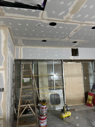 建筑装饰施工维修水电改装衣柜制作