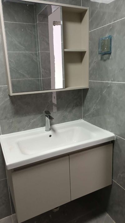 浴室柜，花洒卫浴安装浴室柜未编辑专业