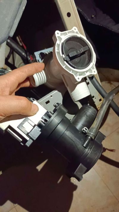 充电桩安装家电维修充电桩安装家电维修