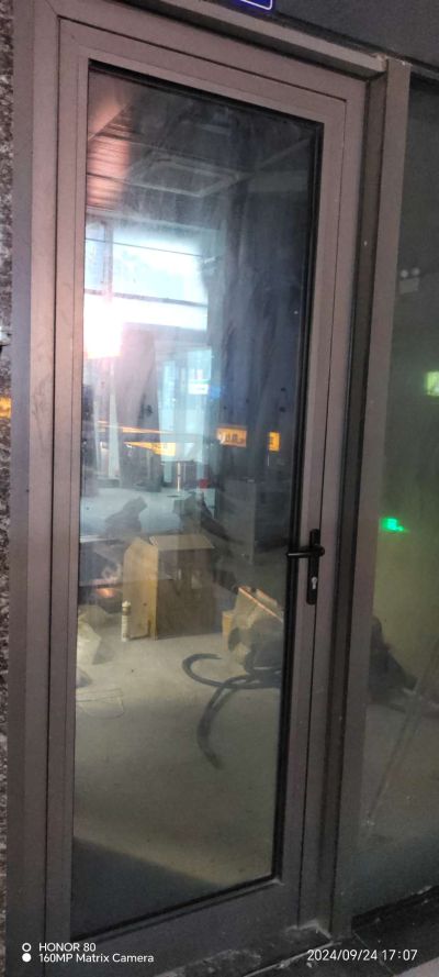 贴砖砌墙防水水电磁砖修复家装工装店面