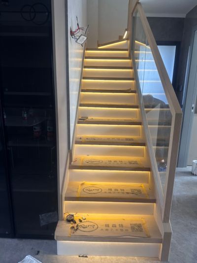 全屋高定实木楼梯生产未编辑专业未编辑专业