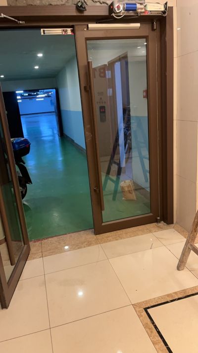建筑装饰施工维修水电改装衣柜制作