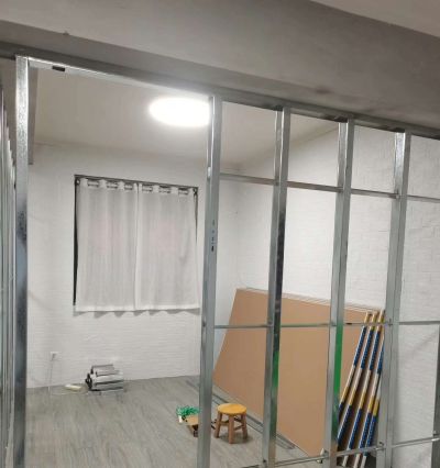打隔断墙刷墙公司文化墙广告加工安装贴壁纸铺地毯