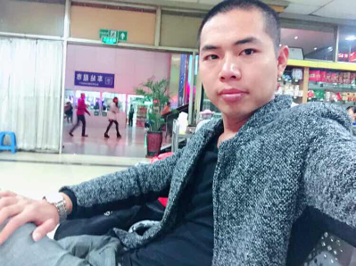 家装维修装灯，卫生间快递无