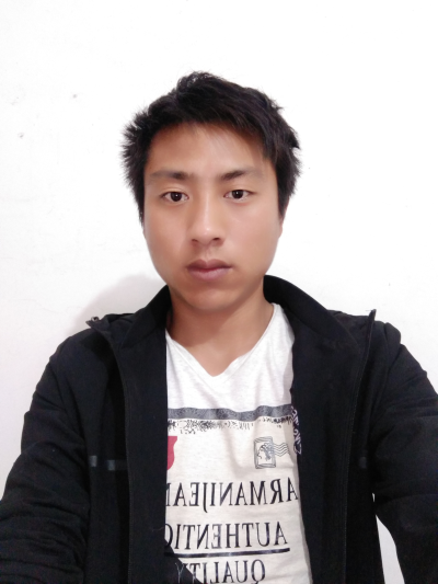 专业承接吉安市区  家具皮革修补  红木补漆  沙发翻新  换皮 换布  网店售后 安装配送 等服务 可接工程单 如:KTV包房沙发 ， 酒店家具  ，酒吧卡坐  ，网吧座椅  ，咖啡厅卡座  ，公司办公家具等。