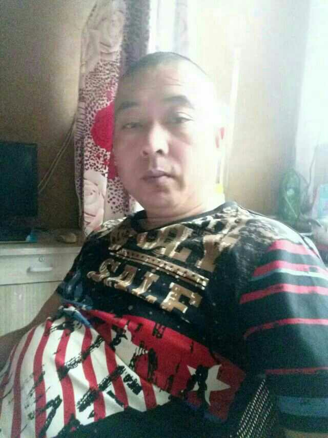 凯伟