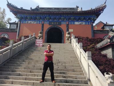 只想实事求是做好每一件事，让每一位与我合作的老板省心省力！