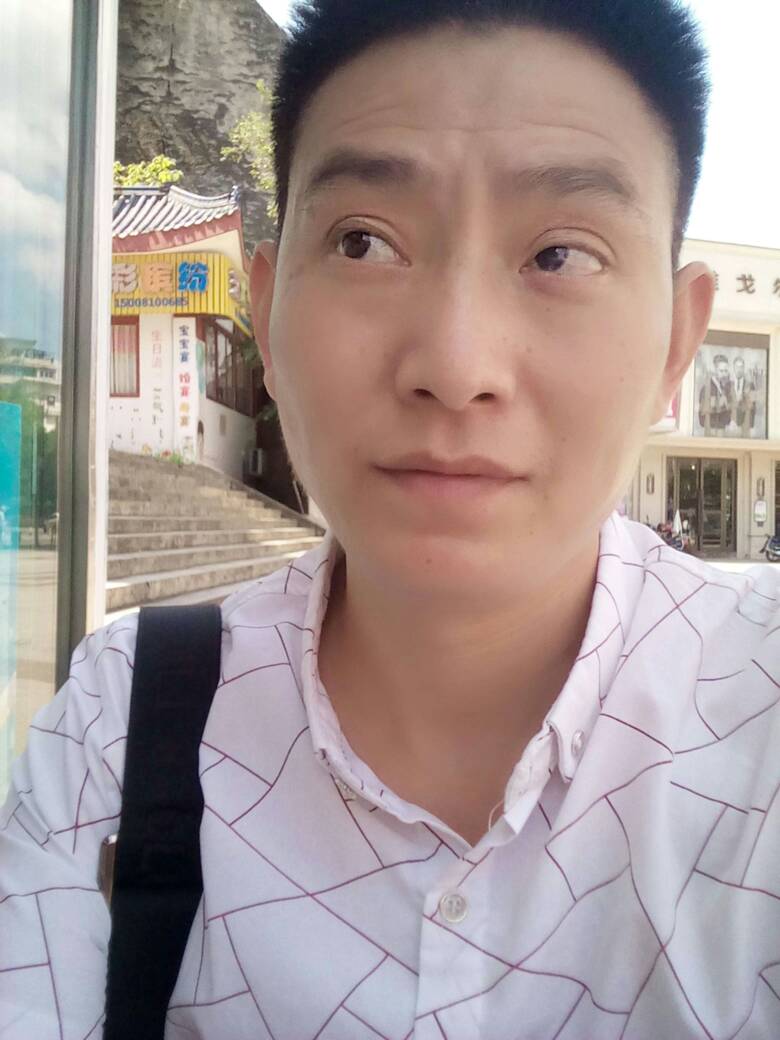 装修各类维修安装各类灯具安装各类电器安装各类网络