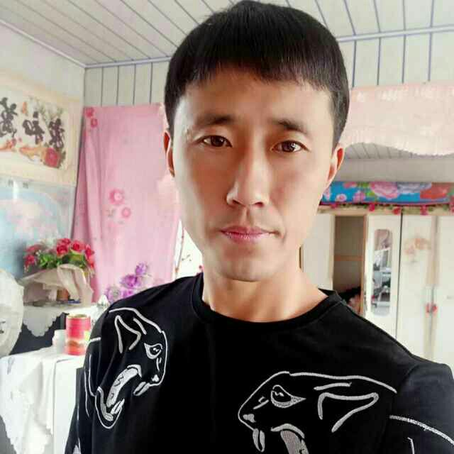 司机面包车拉货