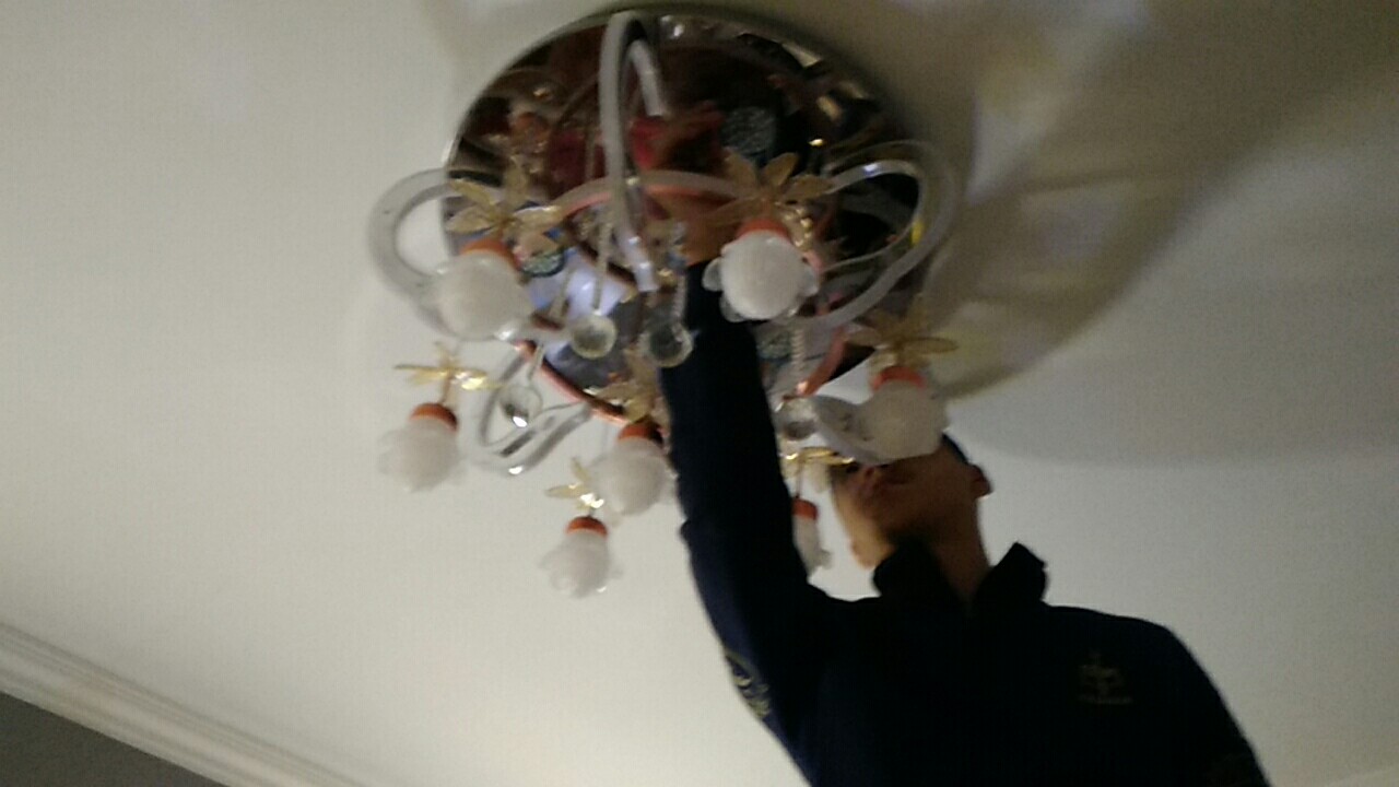 专业安装灯具厨卫