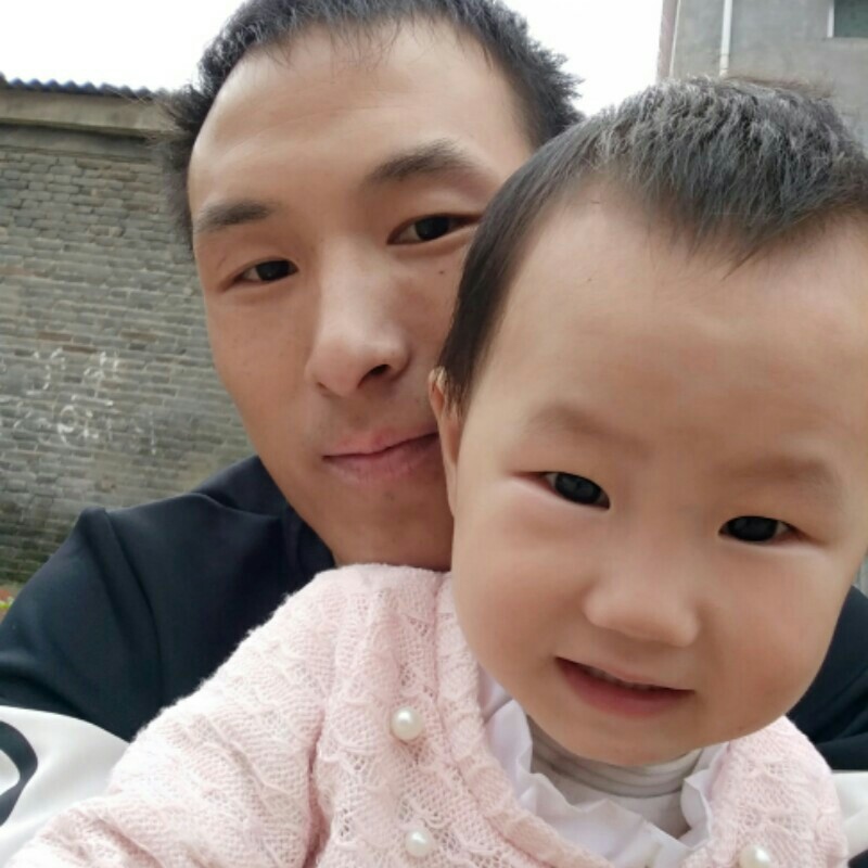 实木踢脚线安装