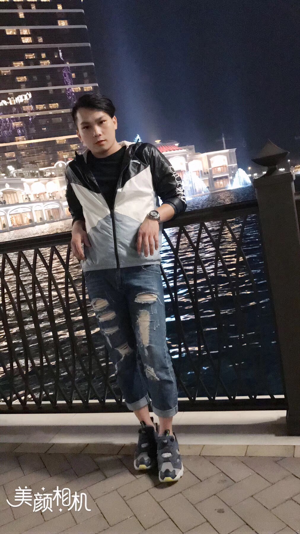 灯饰安装