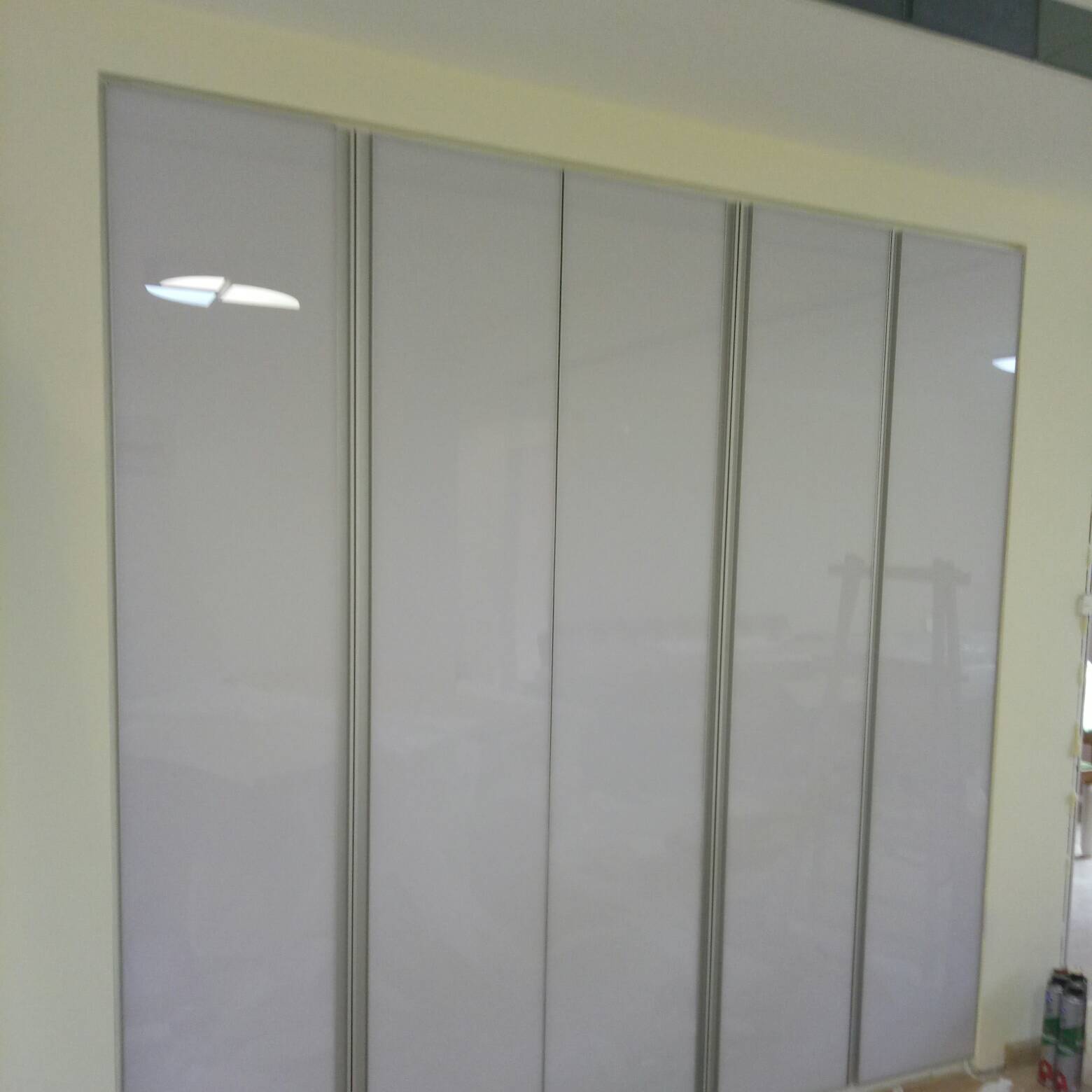 不用多说，欢迎下单，承接板式家具，成品家具安装工作，工程也接