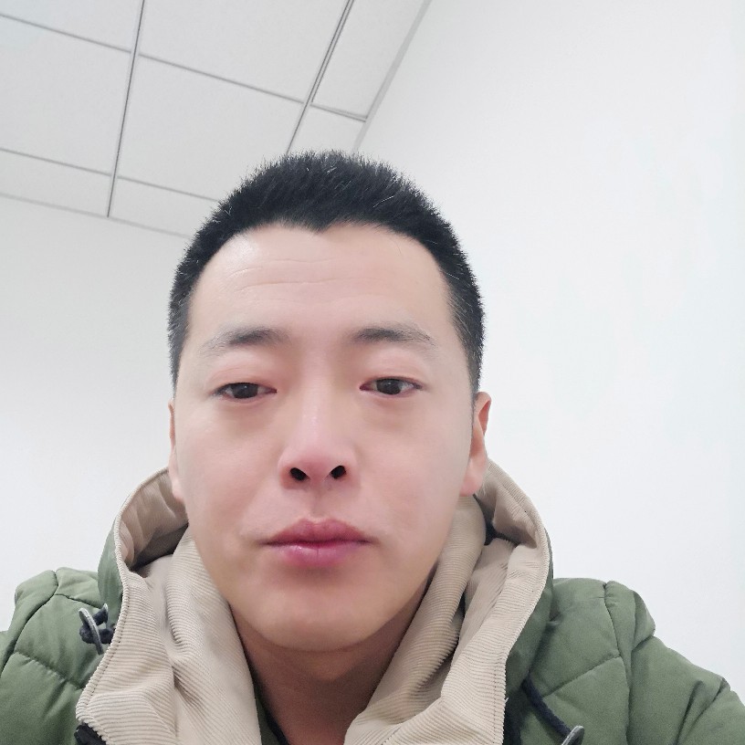 木工玻璃隔断墙推拉门及软包洁具安装