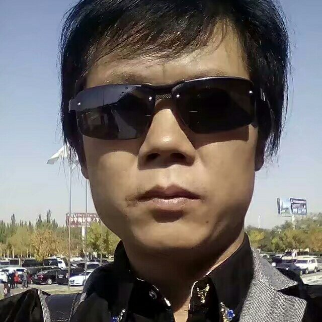 银中铁艺流动加工部，楼梯，扶手，防护栏，钢结构，楼房加层。阳光房，彩钢房，雨棚，货架。广告牌，卷帘门，遥控铁大小门，遥控卷帘门，各种焊接加工，
改修水电，卫生间防水，楼顶防水，水不漏，砸墙，开水电槽，承接各种大小工程，有意联系，13629599334